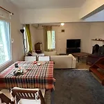 Διαμέρισμα Duplex For 4 People In Center *