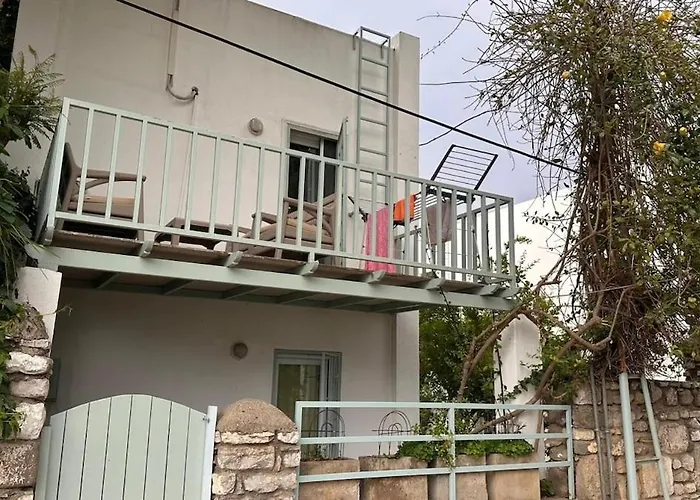 Duplex For 4 People In Center